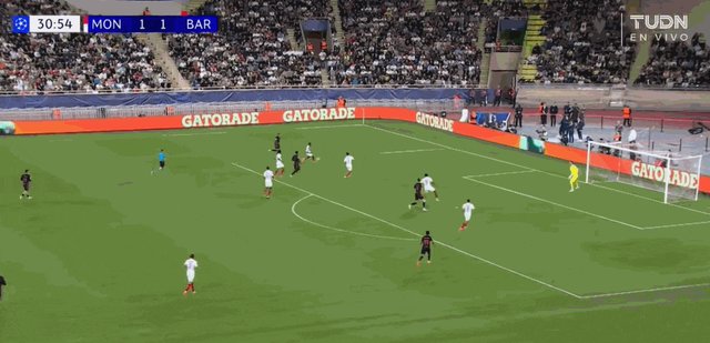 1726781145088066023.gif 开云体育-【欧冠】十人巴萨1比2不敌摩纳哥,亚马尔欧冠处子球