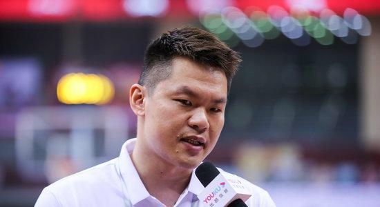 开云体育-朱芳雨引进三个小外援，广东新赛季战术浮出水面，夺冠呼声高涨