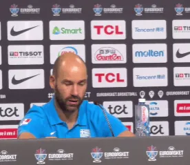 开云体育官网-斯潘诺里斯：扬尼斯很谦虚，他在今年在言语上更加活跃