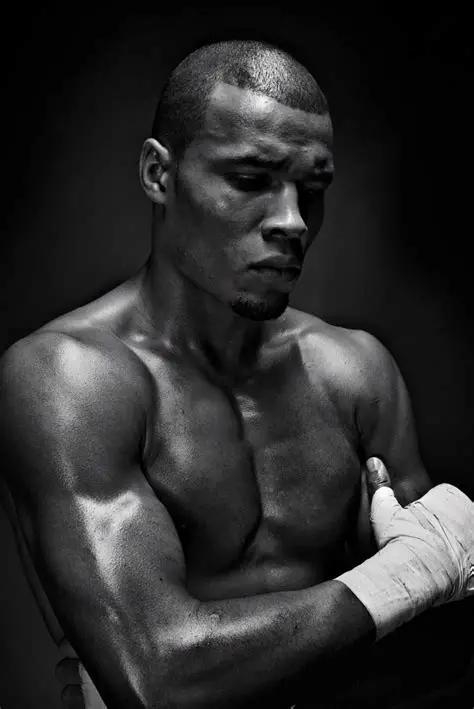 开云体育登录-告别减重折磨!小尤班克术后将重返超中量级,目标下半年复出|克里斯·尤班克|拳手|比赛|医疗|康复_新浪体育_新浪新闻