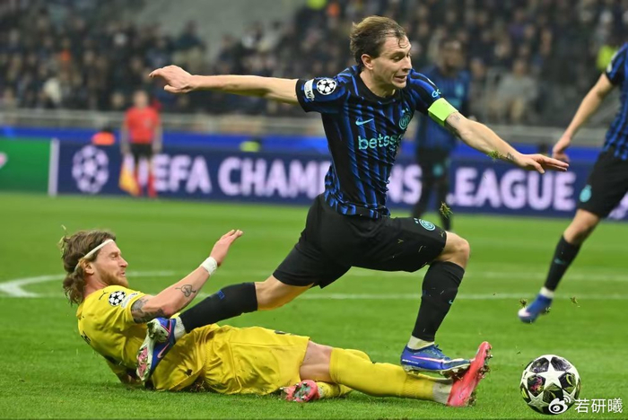 开云体育官网-意甲欧冠全军覆没！16强首次无意大利队，领头羊竟遭双杀|国际米兰|客场|博德闪耀|本菲卡足球俱乐部|意大利足球_新浪体育_新浪新闻
